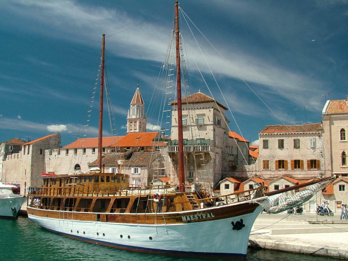 Panoramablick Apartment Trogir Ngoại thất bức ảnh